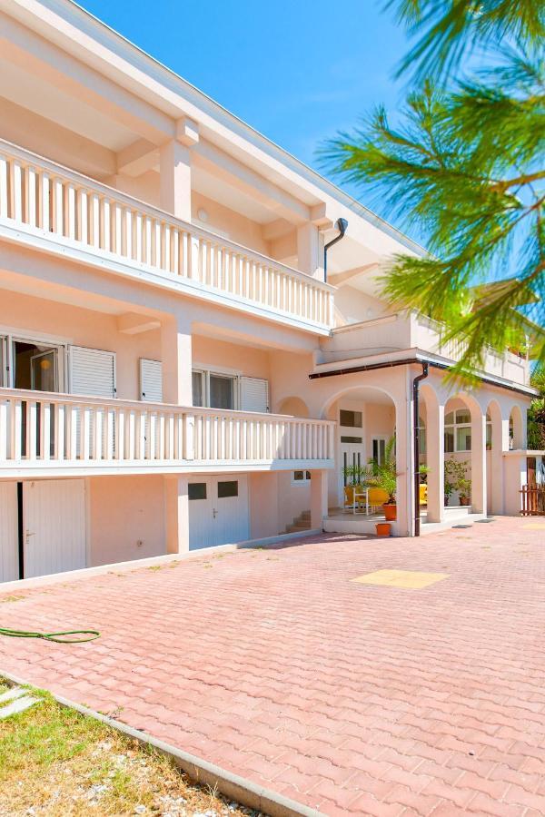 Apartments Facini Kosljun Exterior photo