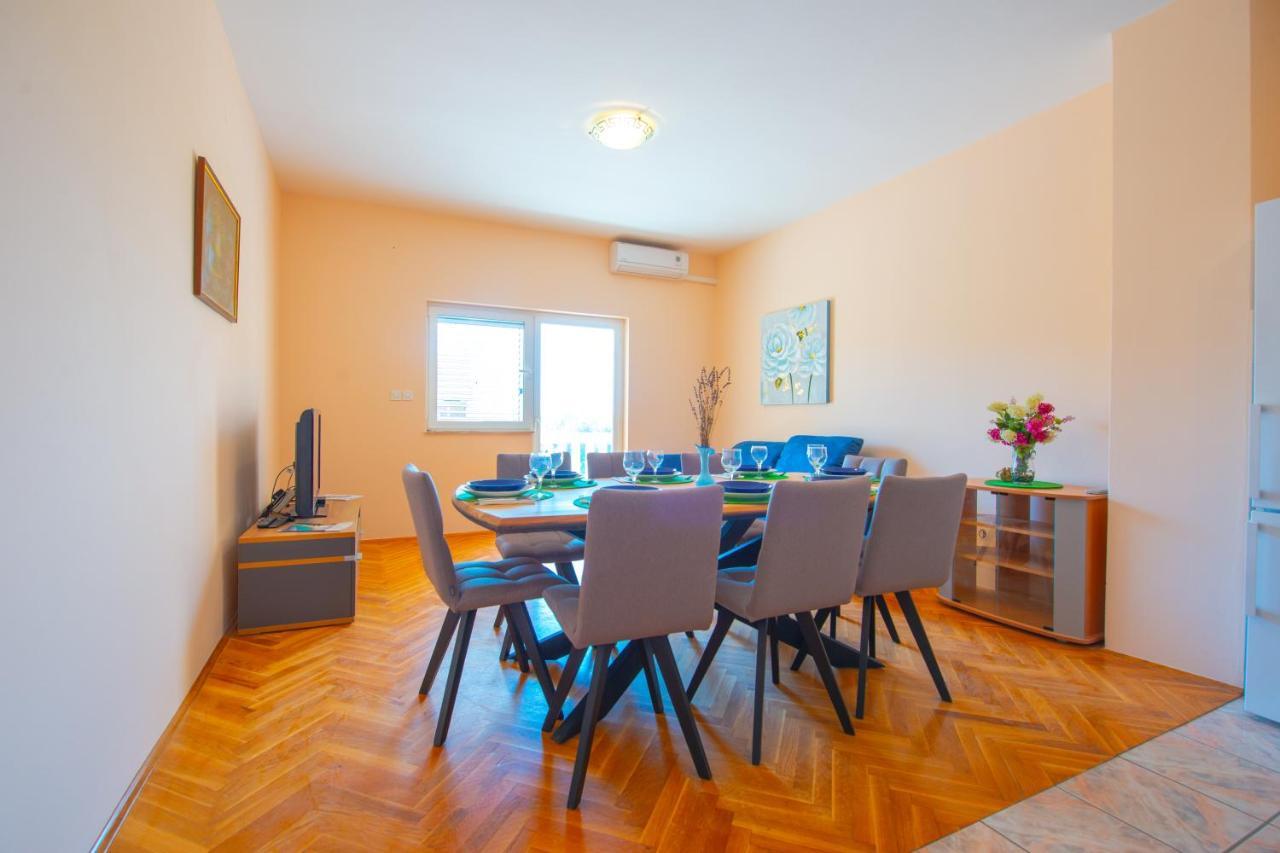 Apartments Facini Kosljun Exterior photo